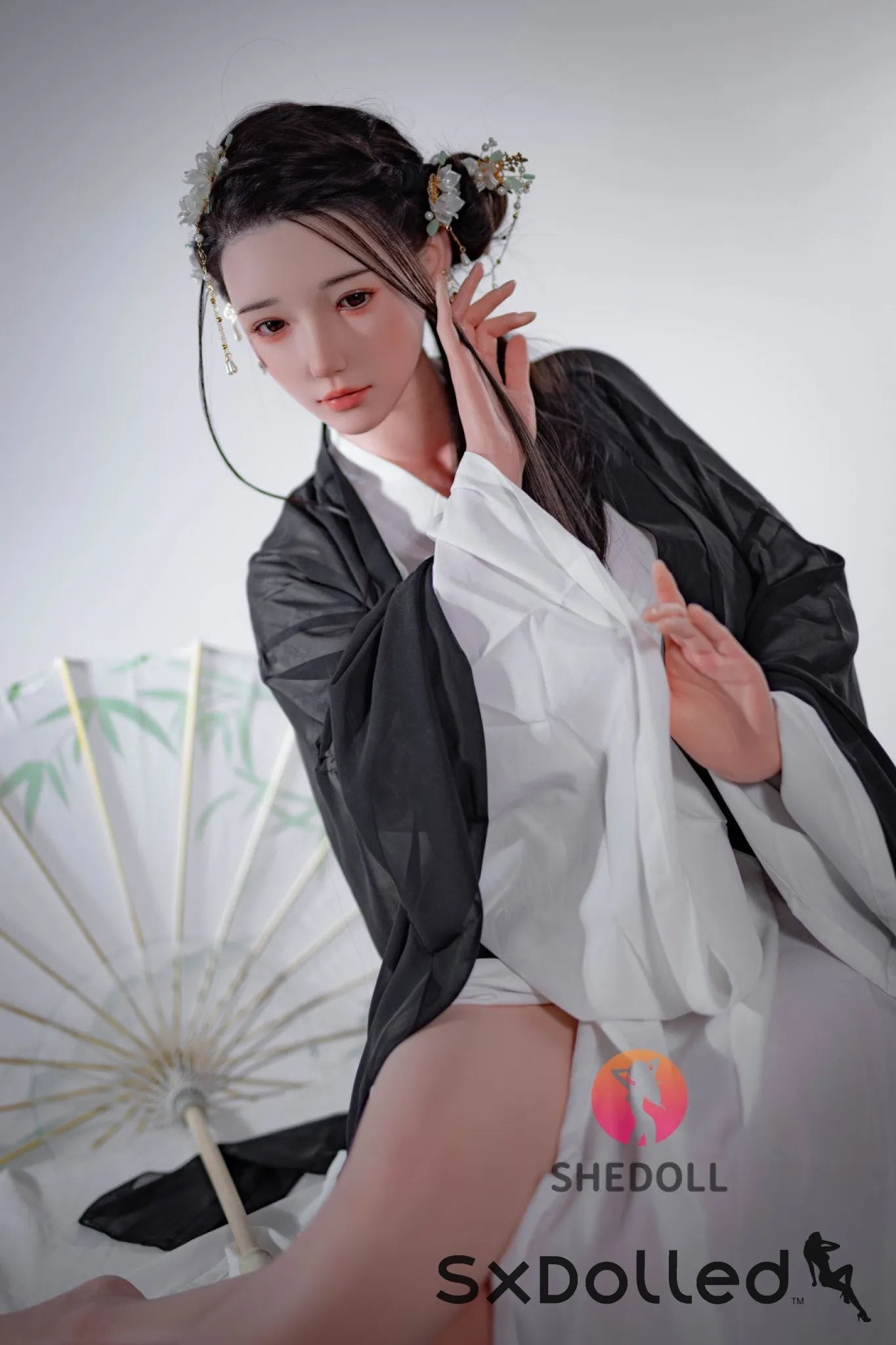 Evelis (E-Cup) (165cm) | Sex Doll E-Cup / 165cm / Brunette Sex Doll