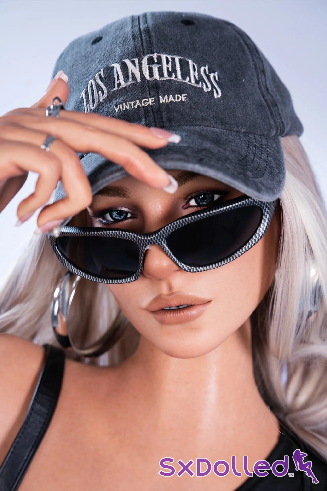 Alessia C (D-Cup) (165cm) | Tanned Thick Latina Sex Doll | IDODOLL D-Cup / 165cm / Ombre Sex Doll