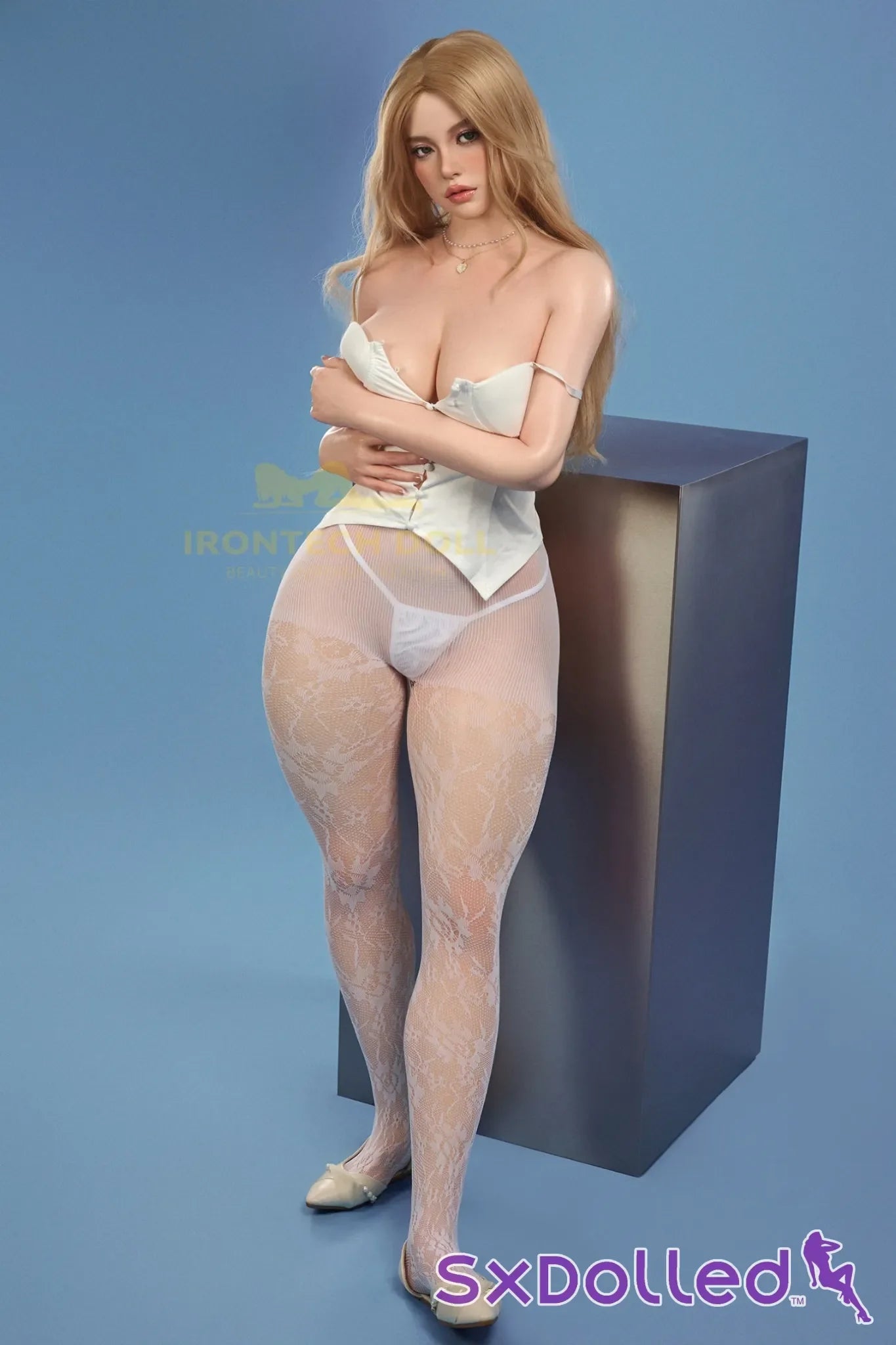 Eileen A (H-Cup) (164cm) | Blonde Thick Curvy Sex Doll | Irontech Doll H-Cup / 164cm / Blonde Sex Doll