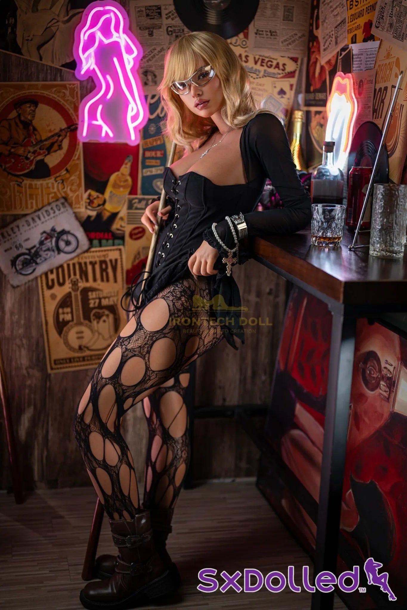 Eileen C (H-Cup) (164cm) | Tan Japanese DJ Sex Doll | Irontech Doll - H-Cup / 164cm / Blonde - Sex Doll