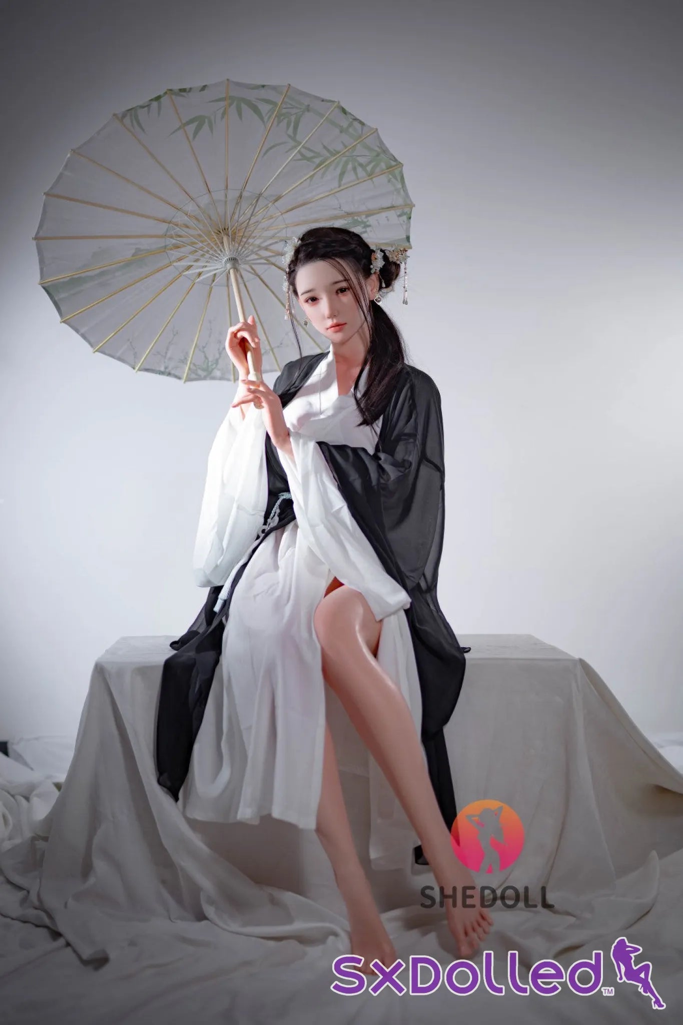 Evelis (E-Cup) (165cm) | Sex Doll E-Cup / 165cm / Brunette Sex Doll