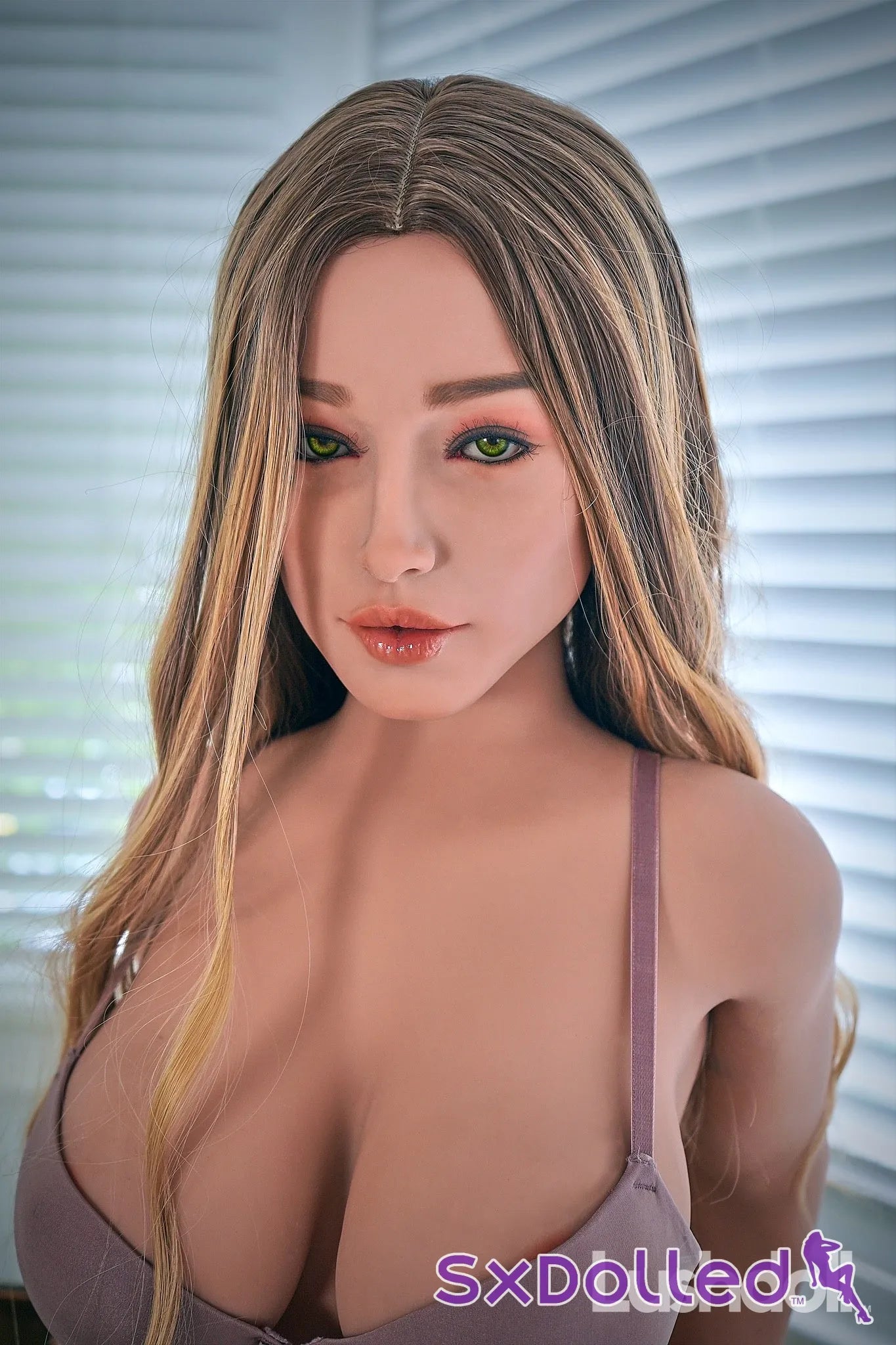 Jessica B (H Cup) (153cm) | Thick Short Tanned Sex Doll | Lushdoll H Cup / 153cm / Ombre Sex Doll