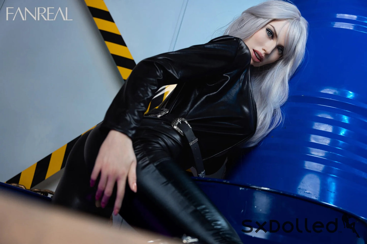 Kelly A (F-Cup) (168cm) | Silver Hair Realistic Sex Doll | Fanreal F-Cup / 168cm / Silver Sex Doll