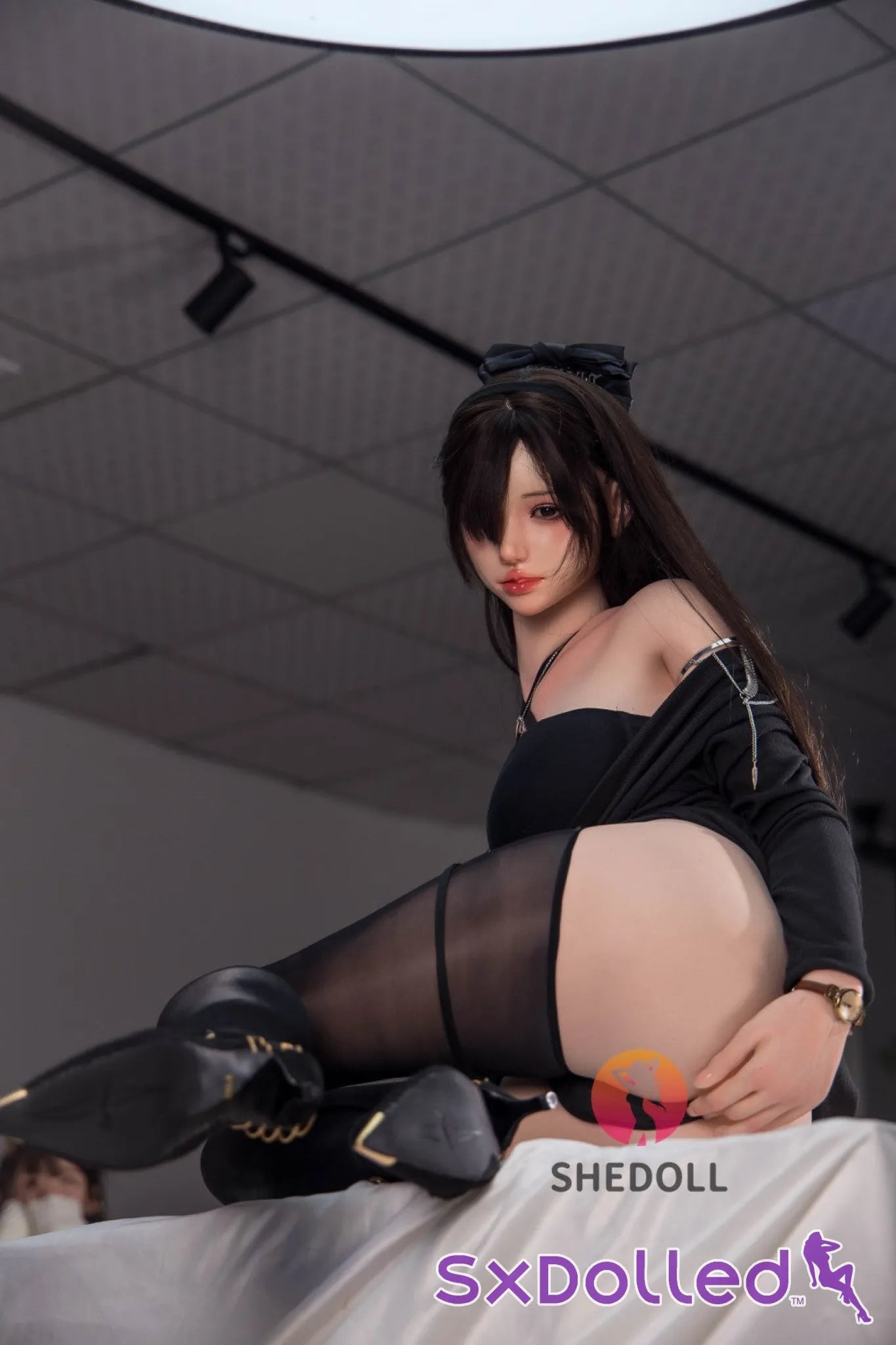 Kyrena (E-Cup) (165cm) | Sex Doll E-Cup / 165cm / Brunette Sex Doll