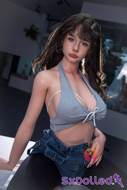 Tracee (E-Cup) (165cm) | Sex Doll E-Cup / 165cm / Brunette Sex Doll