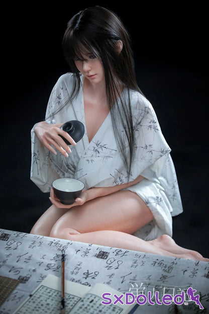 Xiao Lisen (I-Cup) (160cm) | Sex Doll I-Cup / 160cm / Brunette Sex Doll