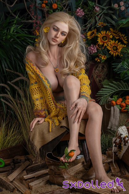 Zafina (J-Cup) (168cm) | Blonde Blue Eyed Sex Doll | Real Lady J-Cup / 168cm / Blonde Sex Doll